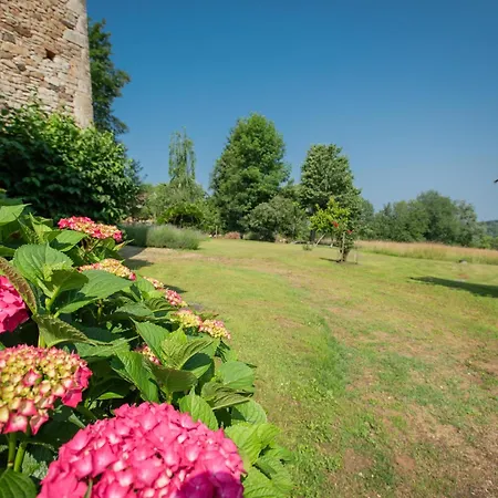 בית נופש Maison Des Yourtes *