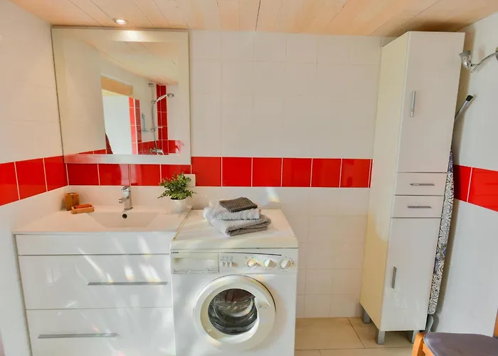 Maison Des Yourtes * Loubejac