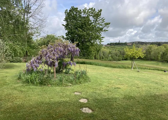 Dom wakacyjny Maison Des Yourtes Loubejac